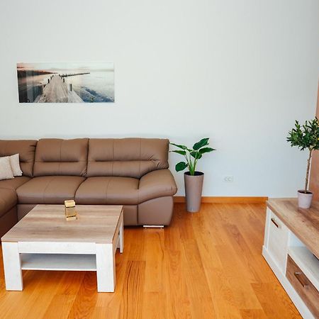 Sea View Apartment For 4 Котор Екстериор снимка